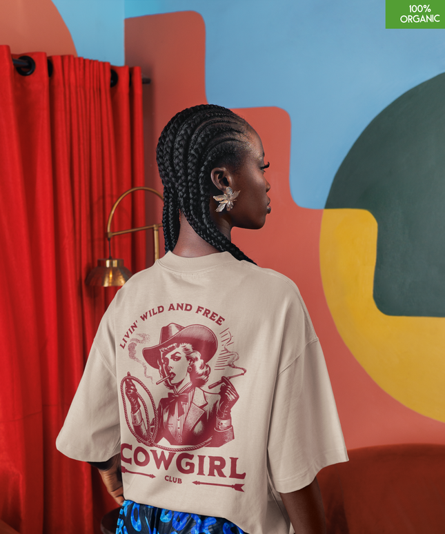 “Cowgirl Club” Vintage Western Oversized T-Shirt – Livin’ Wild and Free